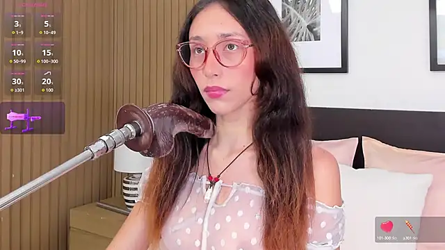 doll bella  online show from 09-24-25, 07:53