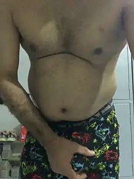 Snapshot of desiduzz21 chatting on 06-03-26, 01:01 desiduzz21 online show from 06-03-26, 01:01