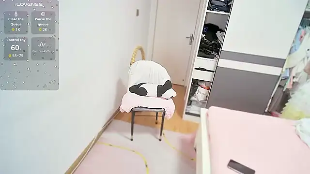 CN-Shanshan online show from 04-07-26, 01:35