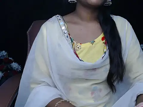 Snapshot of Wish_Queen chatting on 09-25-25, 09:15 Wish Queen online show from 09-25-25, 09:15