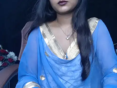 Snapshot of Wish_Queen chatting on 09-18-25, 07:17 Wish Queen online show from 09-18-25, 07:17