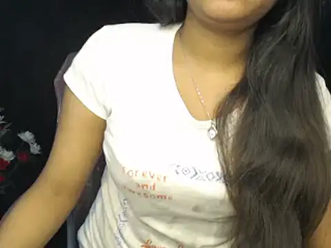 Snapshot of Wish_Queen chatting on 03-19-25, 09:49 Wish Queen online show from 03-19-25, 09:49