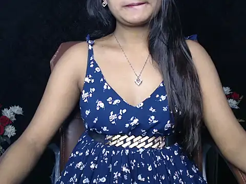 Snapshot of Wish_Queen chatting on 10-15-25, 03:31 Wish Queen online show from 10-15-25, 03:31