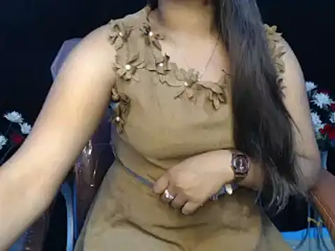 Snapshot of Wish_Queen chatting on 03-18-25, 06:39 Wish Queen online show from 03-18-25, 06:39