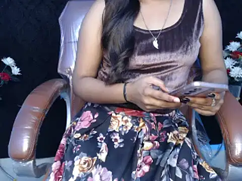 Snapshot of Wish_Queen chatting on 03-21-25, 08:17 Wish Queen online show from 03-21-25, 08:17