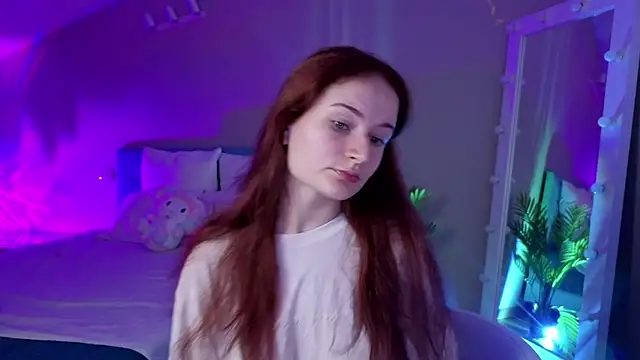 L1ittle kitty  online show from 05-24-26, 06:02