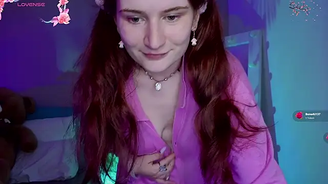 L1ittle kitty  online show from 06-08-26, 05:41