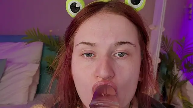 L1ittle kitty  online show from 03-31-26, 04:36