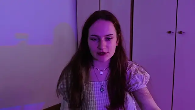 L1ittle kitty  online show from 06-17-26, 06:13