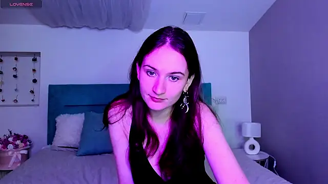 L1ittle kitty  online show from 09-19-25, 05:44