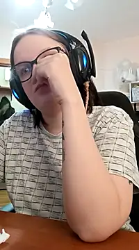 DivaMarisa online show from 03-22-25, 06:11