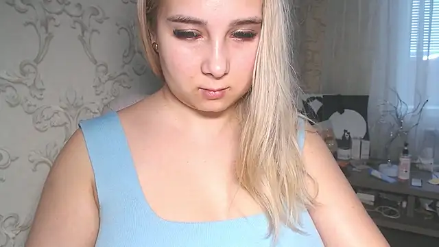 DolphinDreams online show from 02-25-26, 11:10