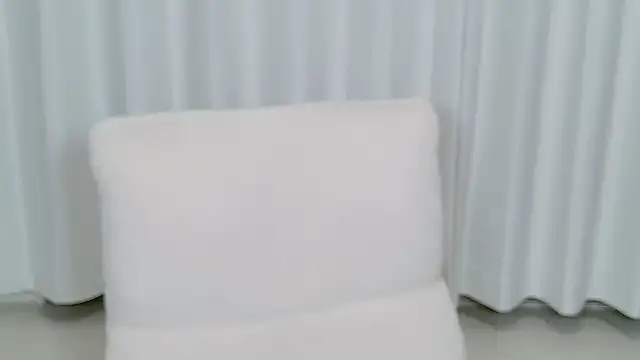 Snapshot of yuki_room chatting on 09-16-25, 01:12 yuki room online show from 09-16-25, 01:12