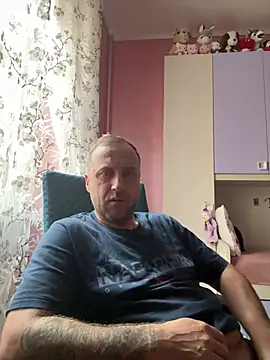 Snapshot of Lecatore80 chatting on 02-01-26, 02:37 Lecatore80 online show from 02-01-26, 02:37