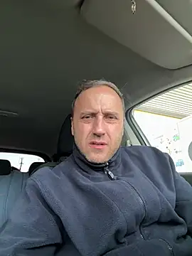 Snapshot of Lecatore80 chatting on 02-13-26, 03:01 Lecatore80 online show from 02-13-26, 03:01