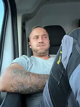 Lecatore80 online show from 11-13-25, 04:00