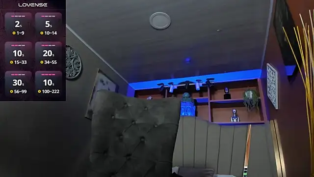 Lucy Williiams online show from 12-01-25, 12:17