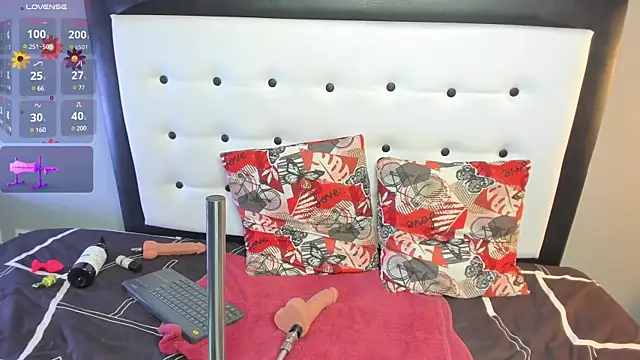 Snapshot of valeria_hurtado chatting on 02-04-25, 02:07 valeria hurtado online show from 02-04-25, 02:07