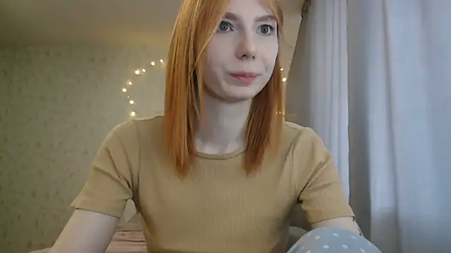 Snapshot of KateBunny chatting on 02-19-25, 12:11 KateBunny online show from 02-19-25, 12:11