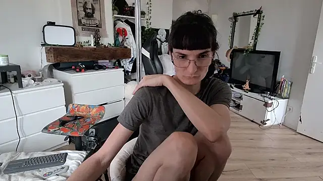 CeriseLapine online show from 11-01-25, 12:10