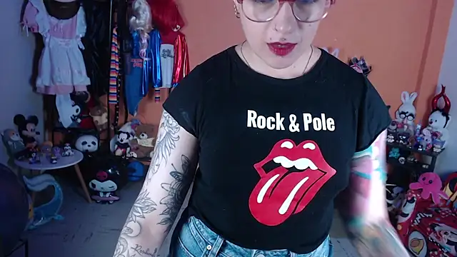 MissMiia2 online show from 06-09-26, 10:22