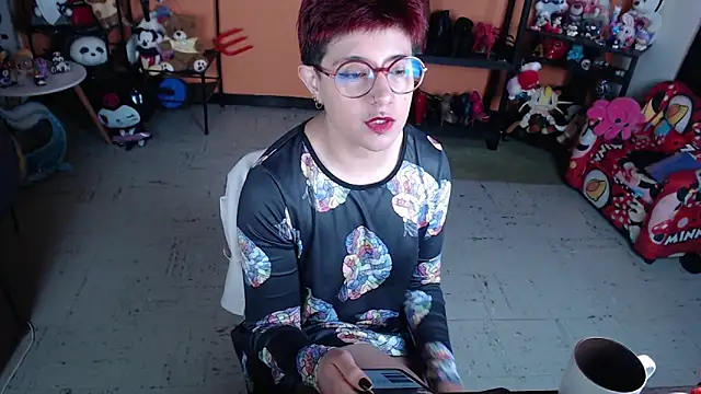 MissMiia2 online show from 05-26-26, 01:53