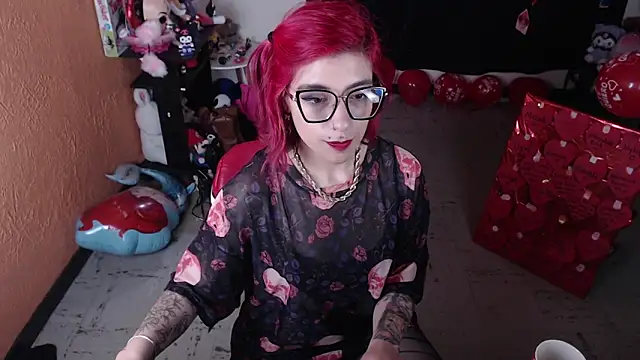 Snapshot of MissMiia2 chatting on 02-23-25, 12:59 MissMiia2 online show from 02-23-25, 12:59