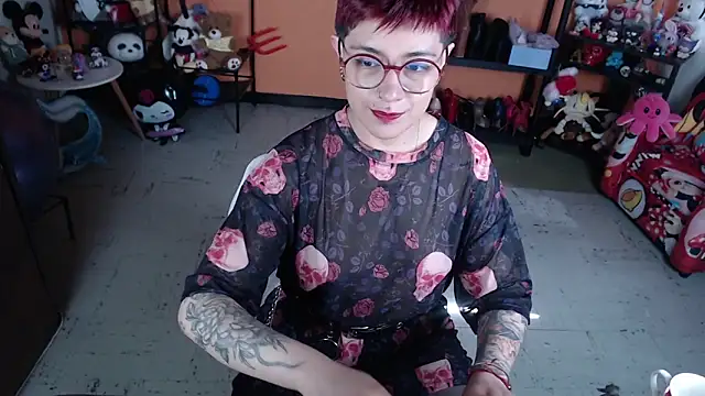 MissMiia2 online show from 05-15-26, 02:15