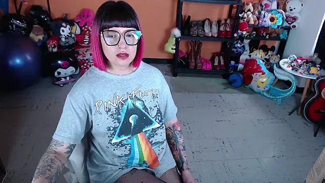 MissMiia2 online show from 10-24-25, 02:49