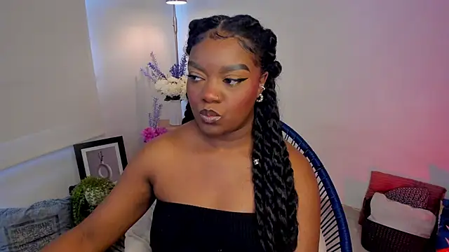 Im Maria online show from 10-29-25, 05:23