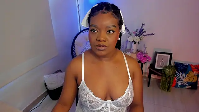 Snapshot of Im_Maria chatting on 10-10-25, 05:03 Im Maria online show from 10-10-25, 05:03