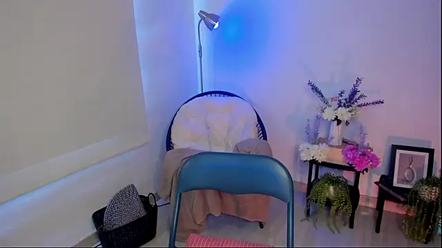 Snapshot of Im_Maria chatting on 10-03-25, 04:41 Im Maria online show from 10-03-25, 04:41