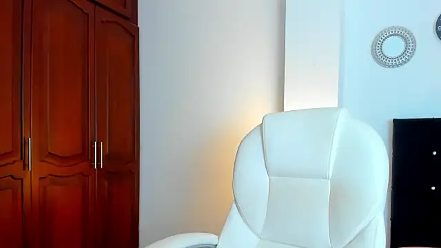 Snapshot of kathyajhonss chatting on 05-10-26, 03:47 kathyajhonss online show from 05-10-26, 03:47