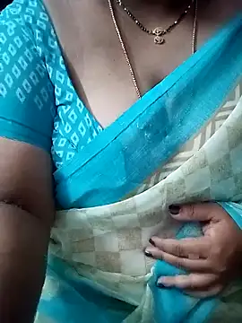 Snapshot of your-sameera chatting on 10-08-25, 05:24 your-sameera online show from 10-08-25, 05:24
