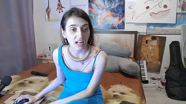 Snapshot of Iren chatting on 03-22-25, 10:04 Iren online show from 03-22-25, 10:04