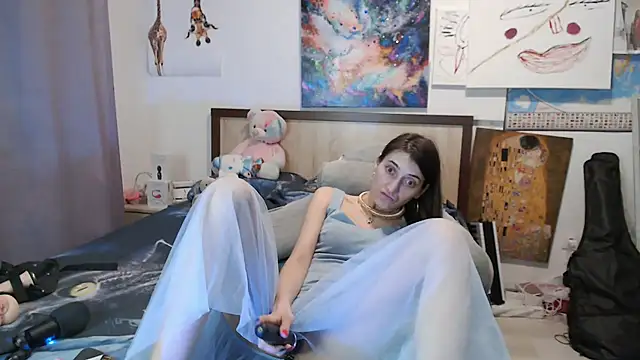 Snapshot of Iren chatting on 03-16-25, 02:21 Iren online show from 03-16-25, 02:21