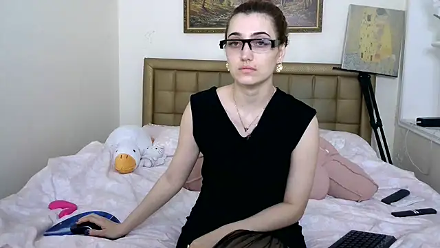 Snapshot of Iren chatting on 05-22-26, 06:44 Iren online show from 05-22-26, 06:44