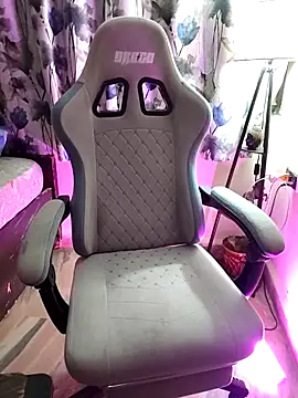 AzadPanchi2024 online show from 04-18-26, 03:53