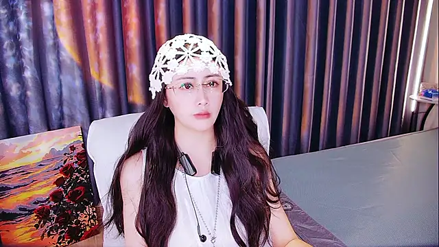 Snapshot of Daisy7_11 chatting on 09-17-25, 07:10 Daisy7 11 online show from 09-17-25, 07:10