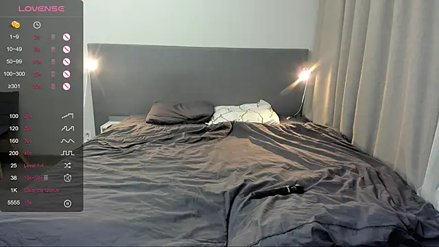 jesssicamooon online show from 12-04-25, 07:35