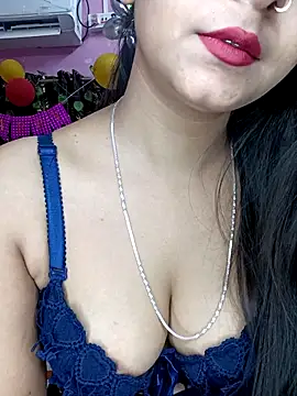 Diamond queeen online show from 09-21-25, 08:36