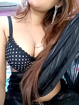 Diamond queeen online show from 11-08-25, 08:01