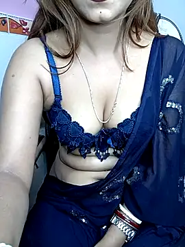 Diamond queeen online show from 10-18-25, 09:39