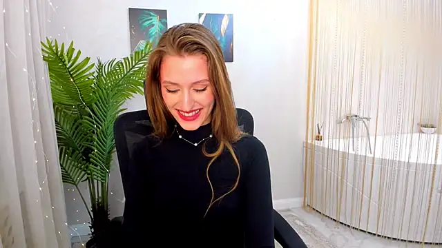 Snapshot of NaturalBeaty chatting on 03-03-25, 03:11 NaturalBeaty online show from 03-03-25, 03:11
