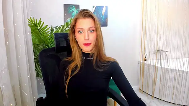 Snapshot of NaturalBeaty chatting on 03-03-25, 12:06 NaturalBeaty online show from 03-03-25, 12:06