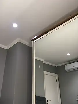 Diamond Bunny  online show from 03-15-25, 11:39