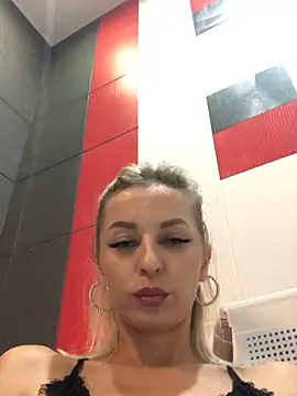 Diamond Bunny  online show from 10-27-25, 12:39