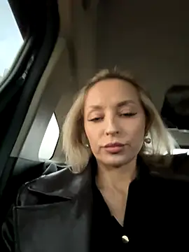 Diamond Bunny  online show from 01-07-26, 01:49