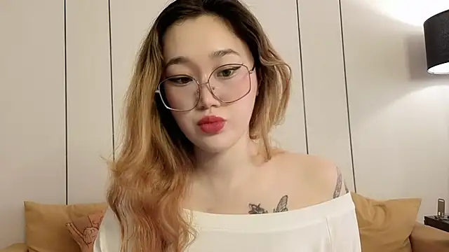 Jennatyan online show from 03-27-26, 04:54