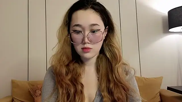 Jennatyan online show from 03-26-26, 11:52